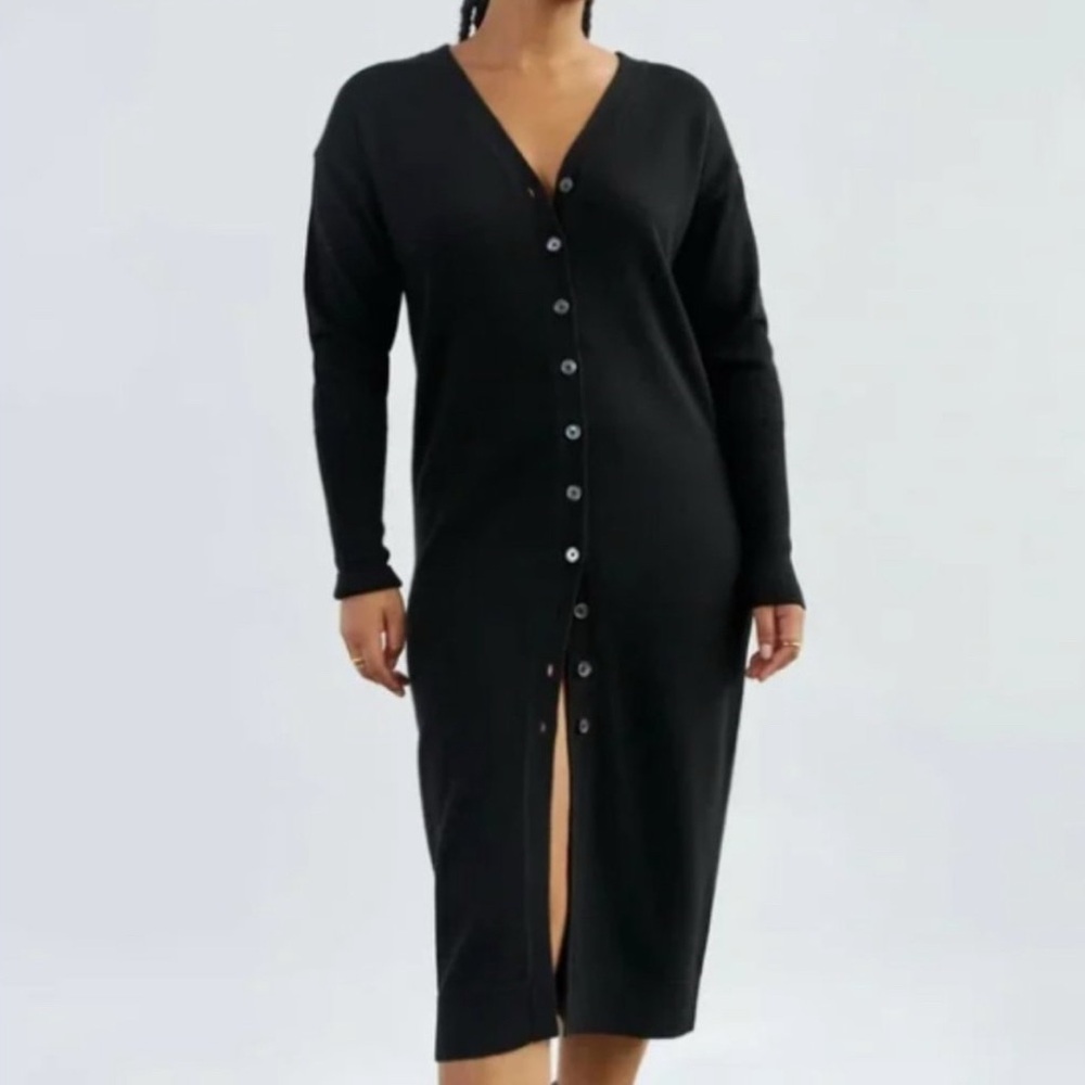 Wilfred Aritzia Black Sweater Dreas